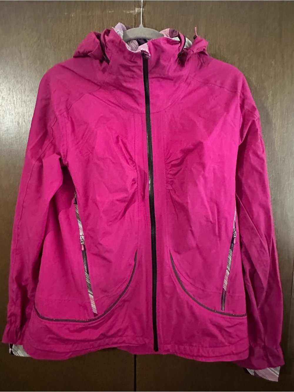 lululemon athletica Women’s Lightweight Fuchsia Pink Hooded Full Zip Jacket 12 - Picture 3 of 16